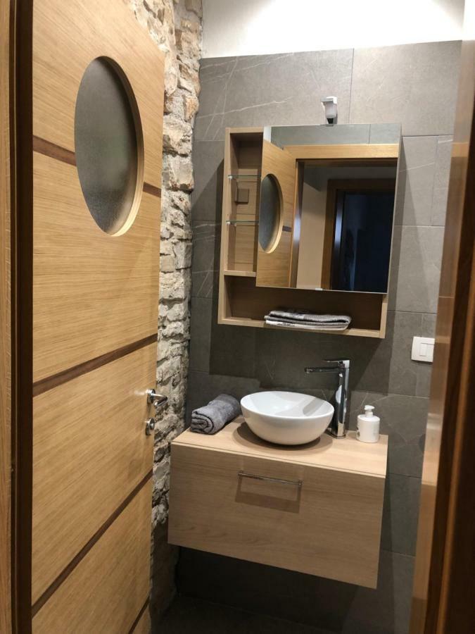Appartement Bozic Apartman à Pula Extérieur photo